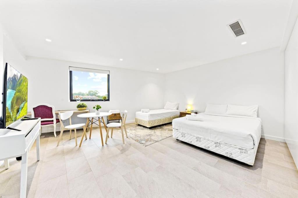 Studio For Long Term Tenants In Strathfield Cbd Sydney Luaran gambar